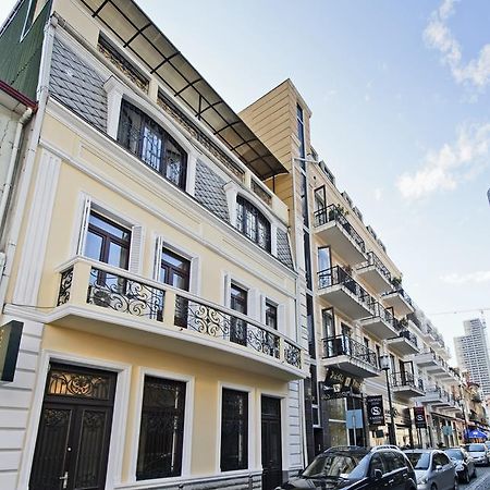 Hotel Mireosi Batumi Bagian luar foto