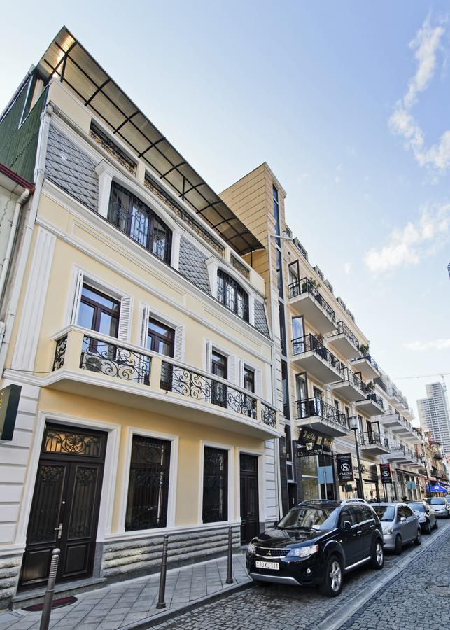 Hotel Mireosi Batumi Bagian luar foto
